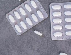 La OCU pide a Sanidad que investigue el aumento de efectos adversos asociados al autoconsumo de ibuprofeno