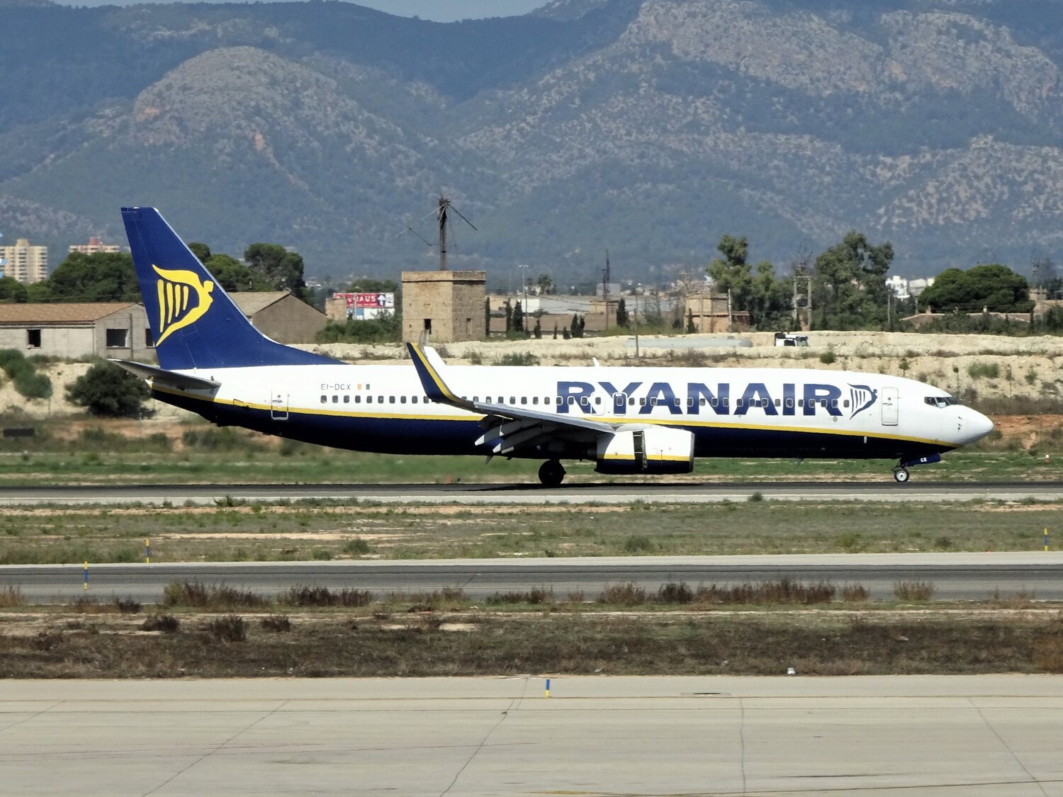 Ryanair subirá los precios de sus billetes de avión durante este verano