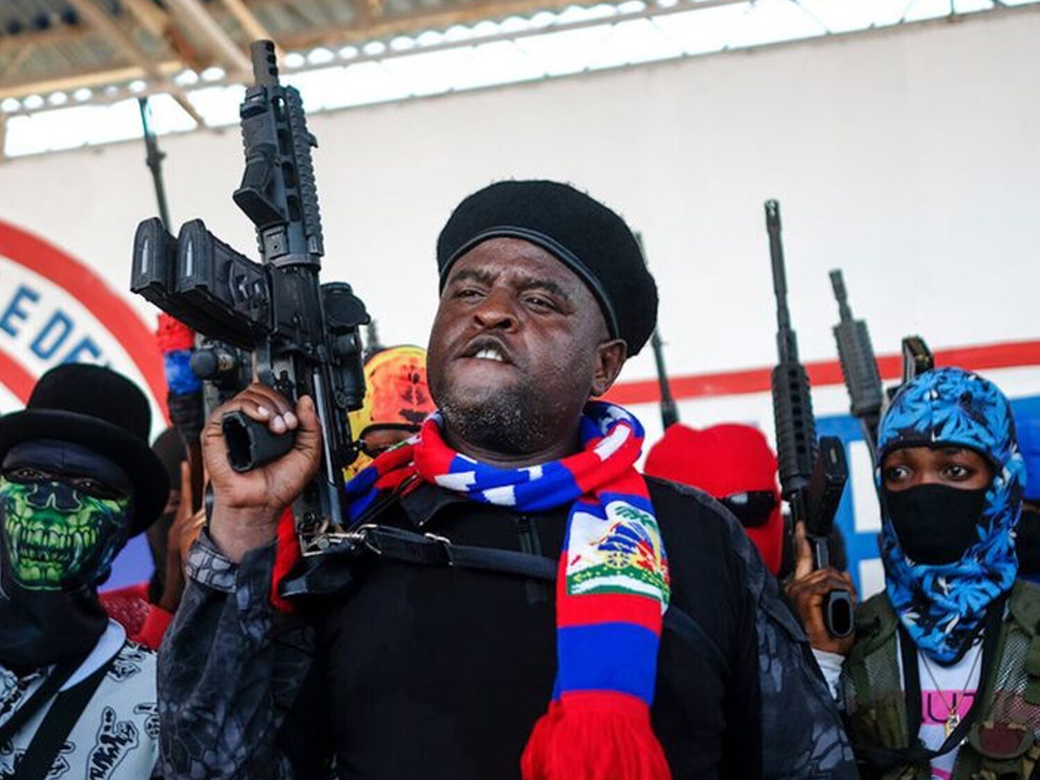 El líder de las pandillas en Haití amenaza con perpetrar un "genocidio" en el país