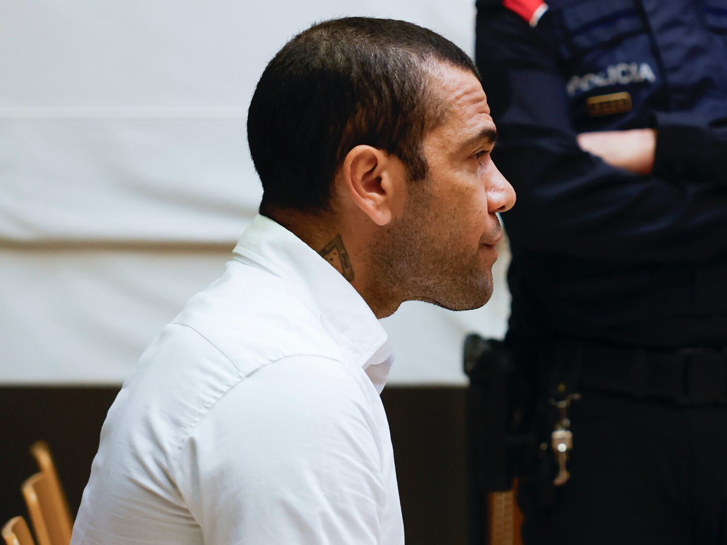 La defensa de Dani Alves recurre la sentencia y pide su salida inmediata de la cárcel