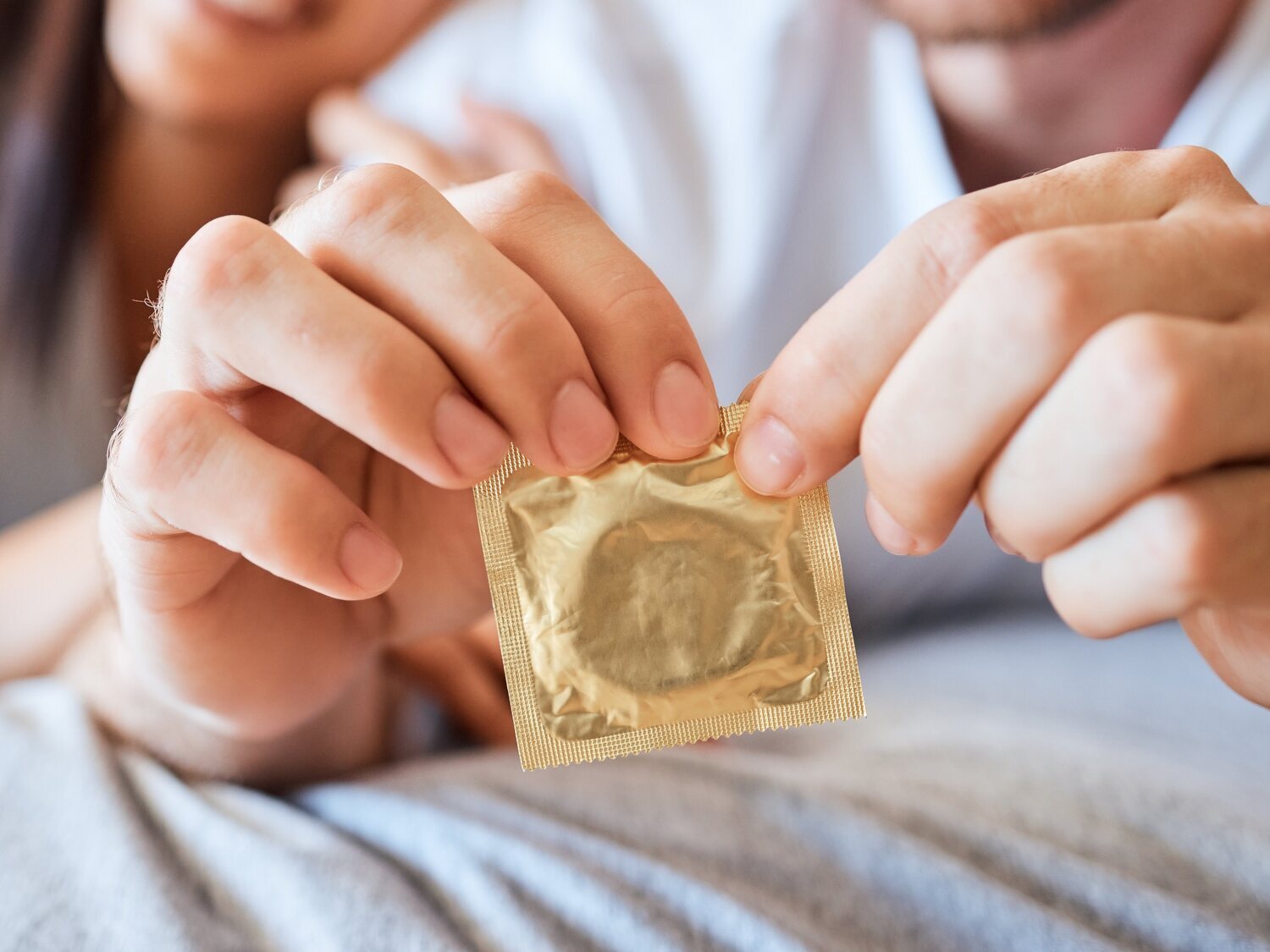 Sanidad planea ofrecer gratis los preservativos en España: todo lo que necesitas saber