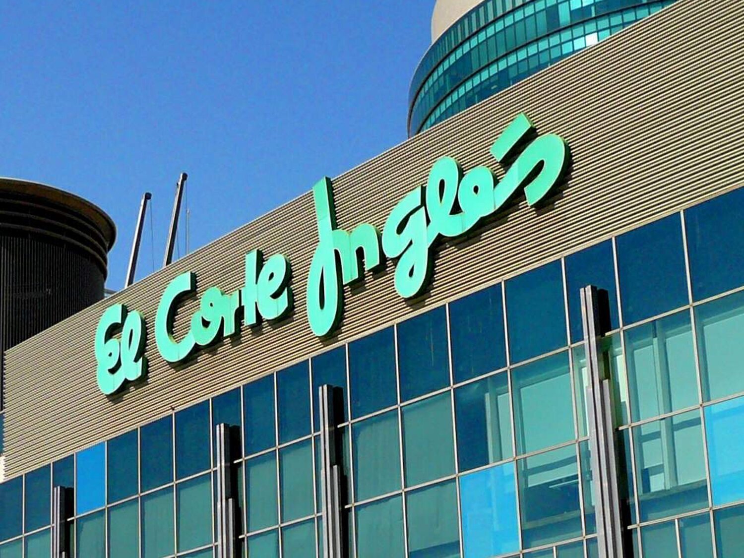 El Corte Inglés cierra definitivamente este emblemático centro comercial el 20 de abril