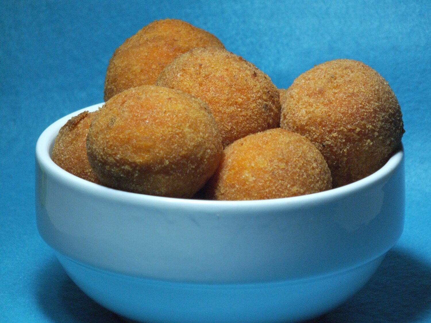 Alerta alimentaria: retiran estas croquetas del supermercado contaminadas con plásticos