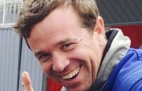 Muere el piloto acrobático Olivier Masurel al impactar un buitre contra su avioneta