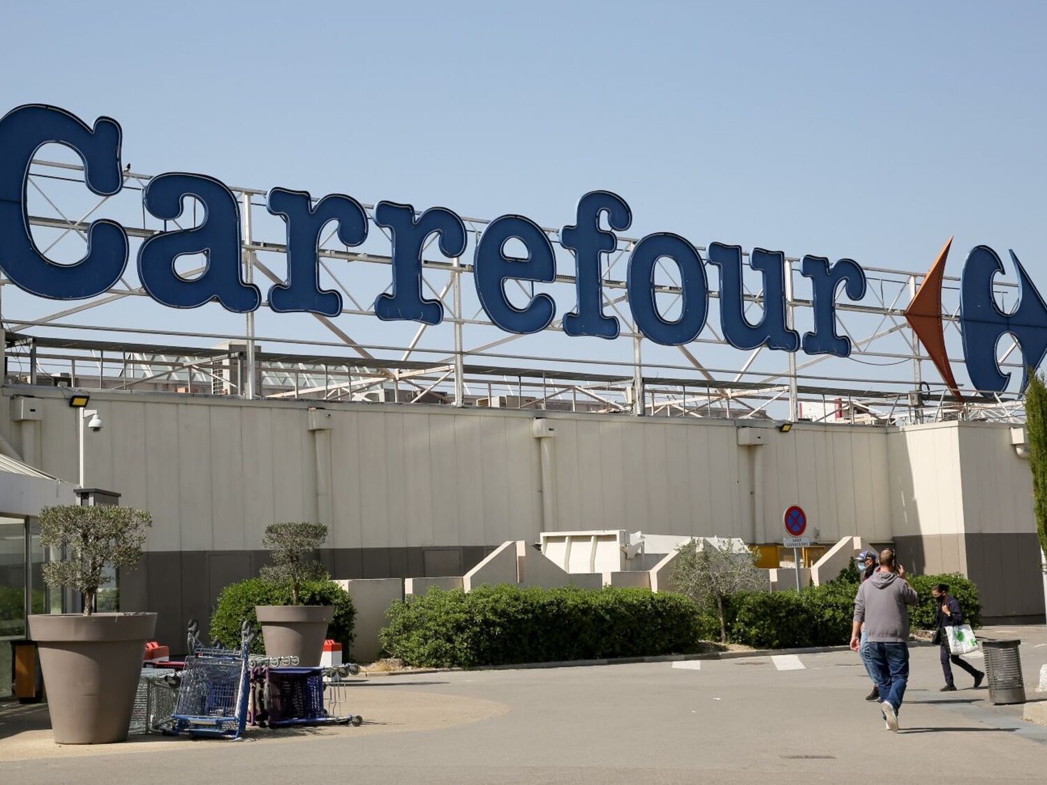 El brutal lanzamiento de Carrefour: igual que en El Corte Inglés pero cinco veces más barato