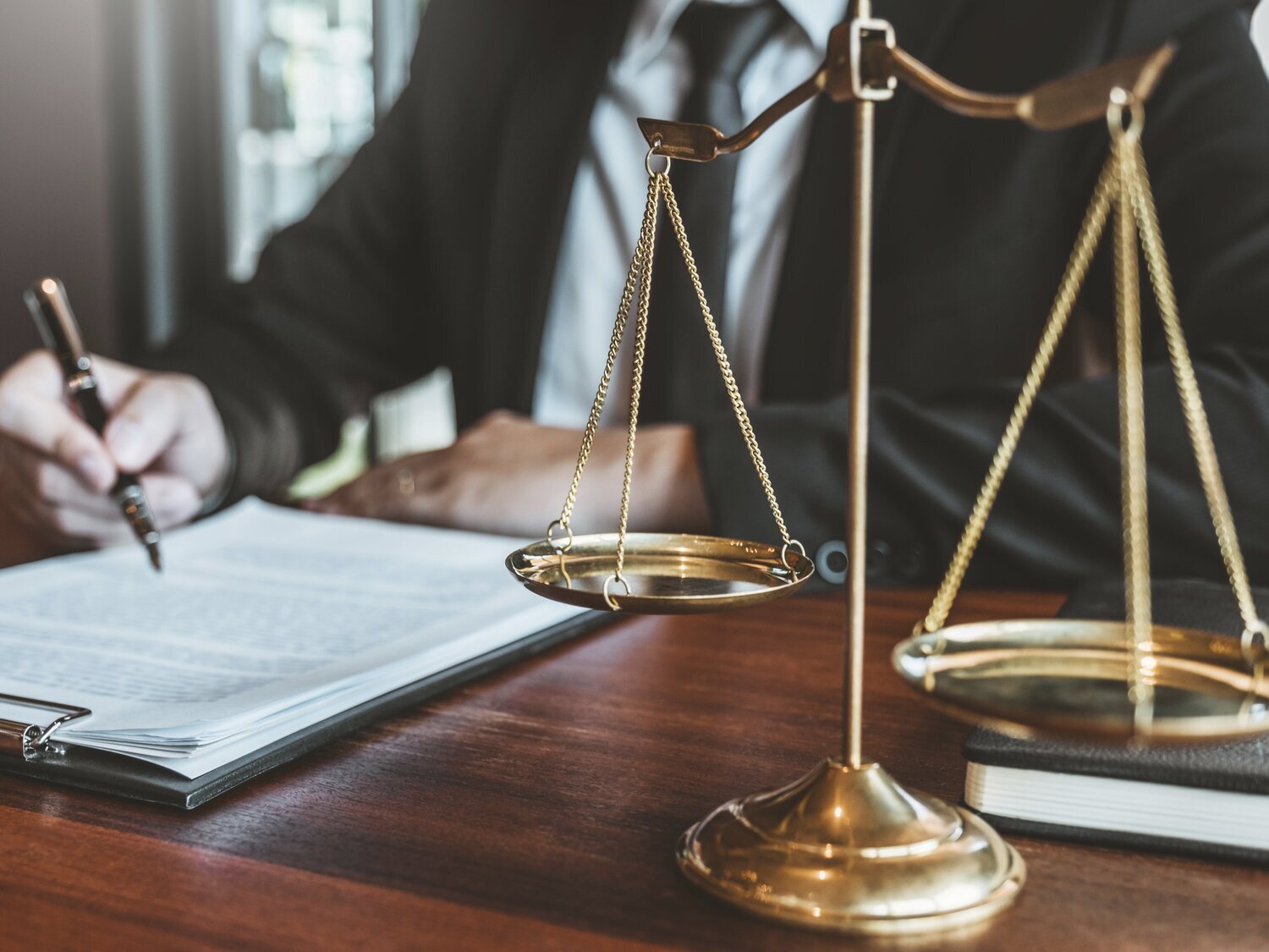 Las juezas emiten sentencias más largas y duras que los jueces en delitos sexuales
