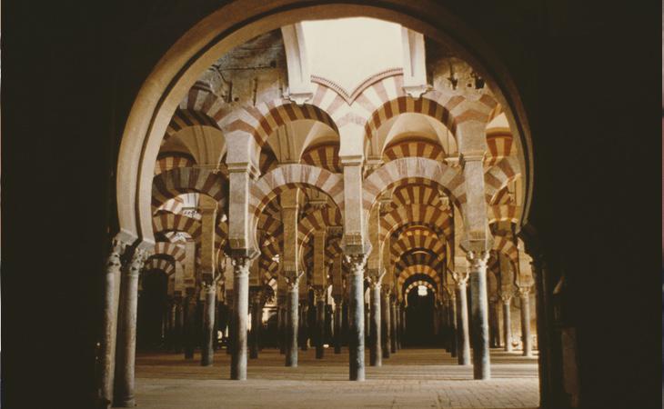 La Iglesia asegura que la Mezquita de Córdoba es de su propiedad porque se construyo sobre una Basílica Visigoda