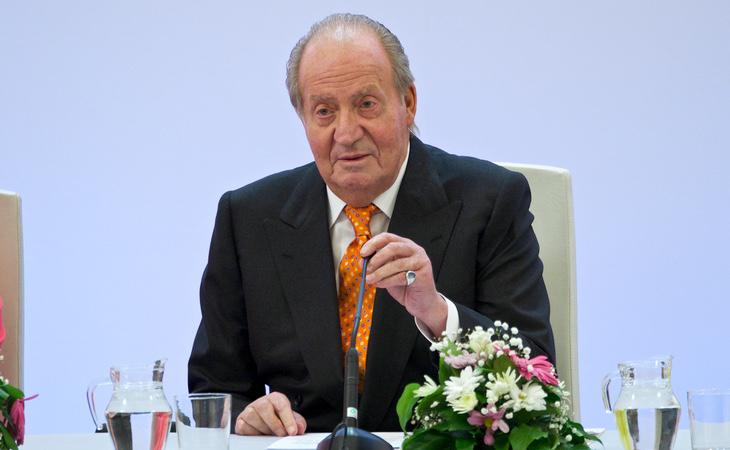 El Rey Juan Carlos se jactó de contar con el favor de la prensa durante la grabación captada por el CNI