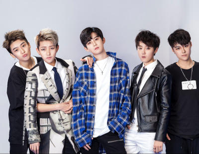 Desvelan que los guapos integrantes de una boy band china son en realidad chicas