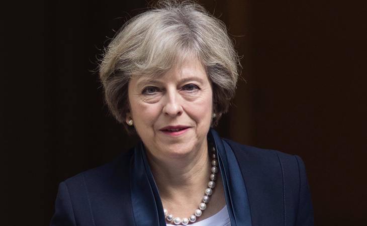 Theresa May ha descartado completamente la vía militar