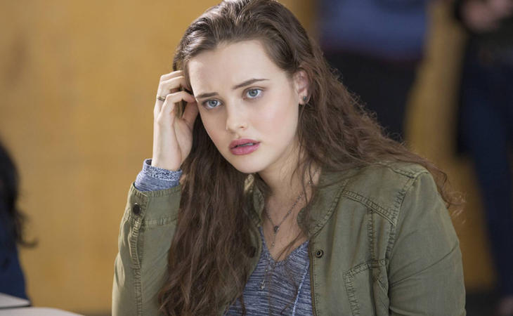 Katherine Langford interpreta a Hannah Baker