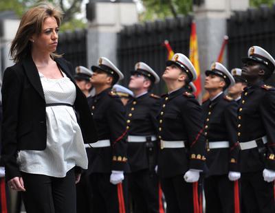 "Capitán, mande firmes": Carme Chacón, una mujer que rompió con todos los moldes