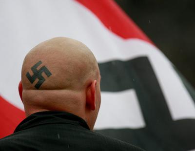 Alemania investiga a 275 militares supuestamente nazis