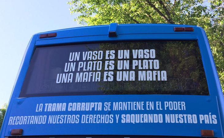 Alusión a la campaña de la organización ultracatólica Hazte Oír