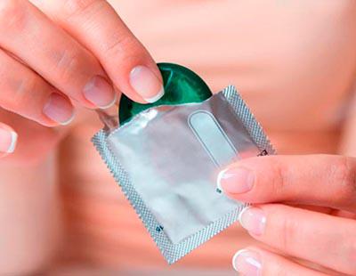 Stealthing, hombres que se quitan el preservativo mientras mantienen relaciones sexuales