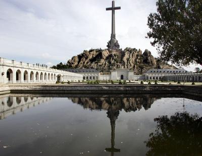 El Congreso aprueba sacar los restos de Franco del Valle de los Caídos con la abstención del PP