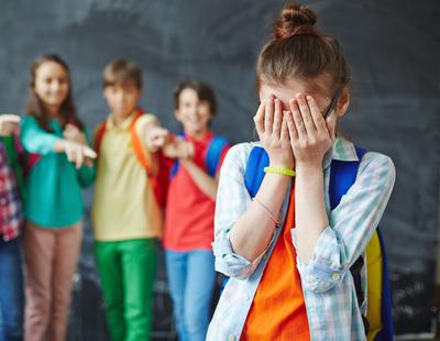 Suspendida una profesora que ejercía bullying a través de Facebook contra una alumna menor de edad
