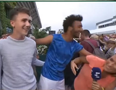 Expulsan de Roland Garros al tenista Maxime Hamou por acosar a una periodista