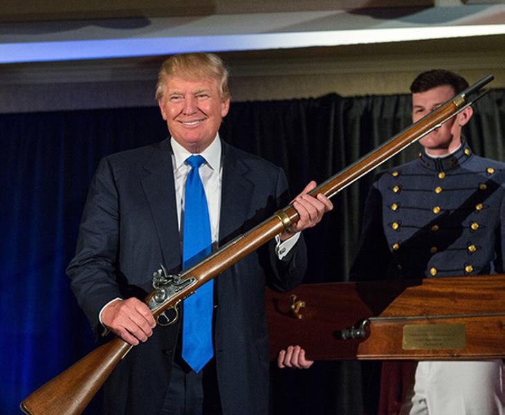 El presidente Donald Trump es un firme defensor de las armas