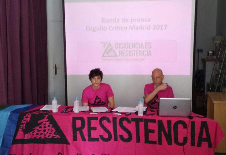 Julia Riesco y Pablx Costa han sido los encargados de presentar la manifestación a los medios de comunicación