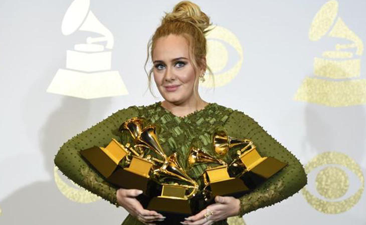 Adele fue la gran vencedora de los últimos Grammys