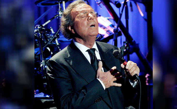 Intensidad máxima, by Julio Iglesias