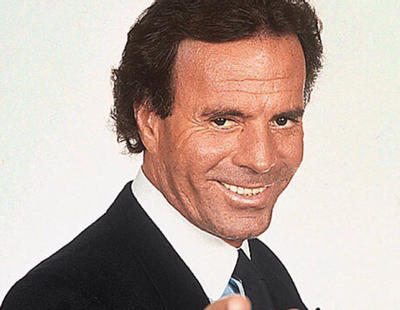 6 claves para saber si tú también eres hijo de Julio Iglesias