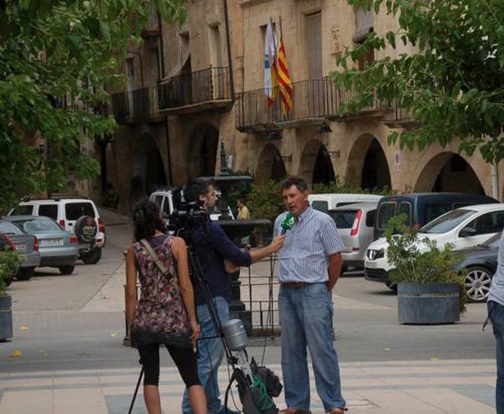 El alcalde de Batea ha sido entrevistado por todo tipo de medios