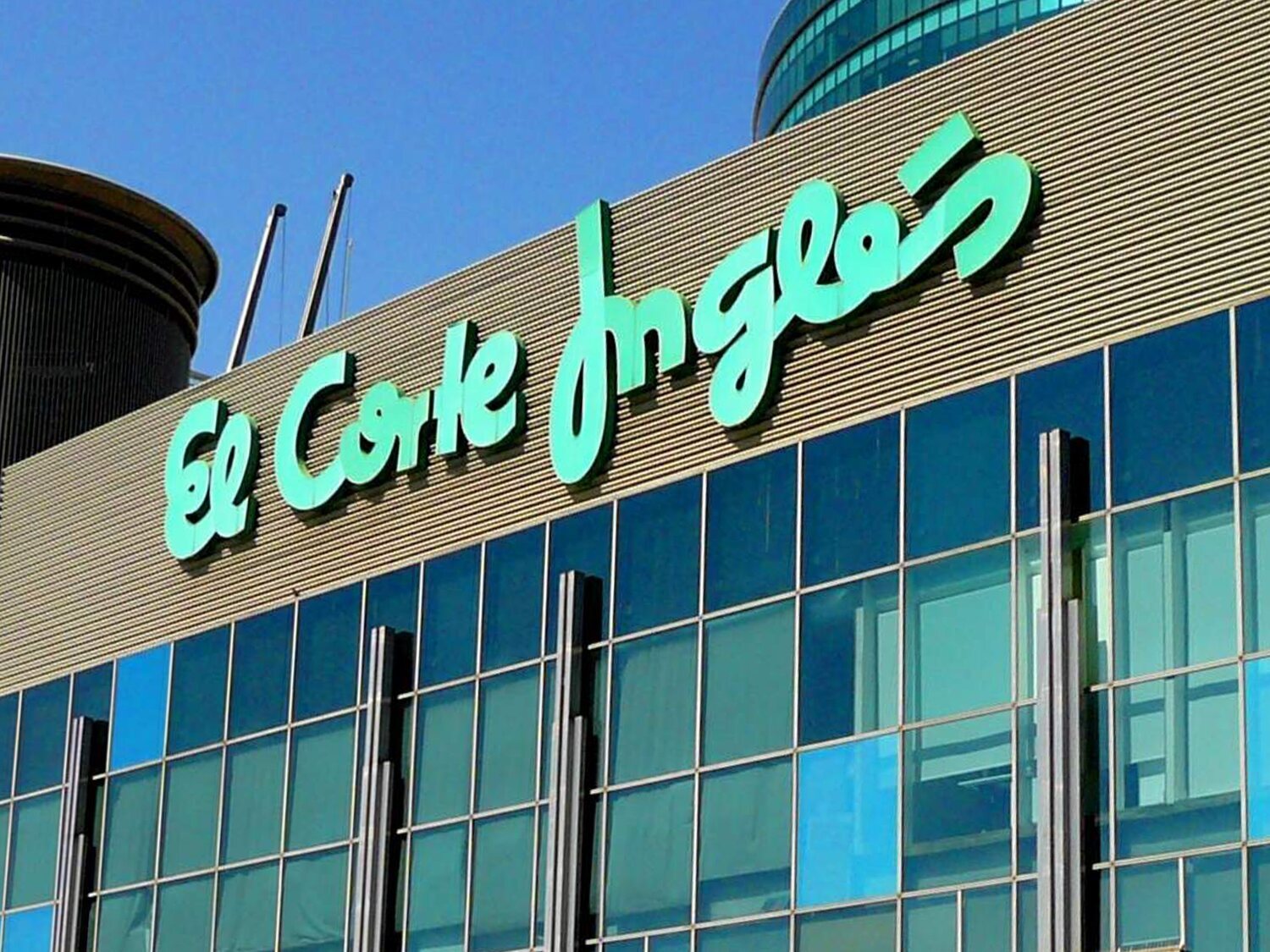 Cierra El Corte Inglés: empieza a desmantelar este histórico centro comercial de Madrid de cinco plantas