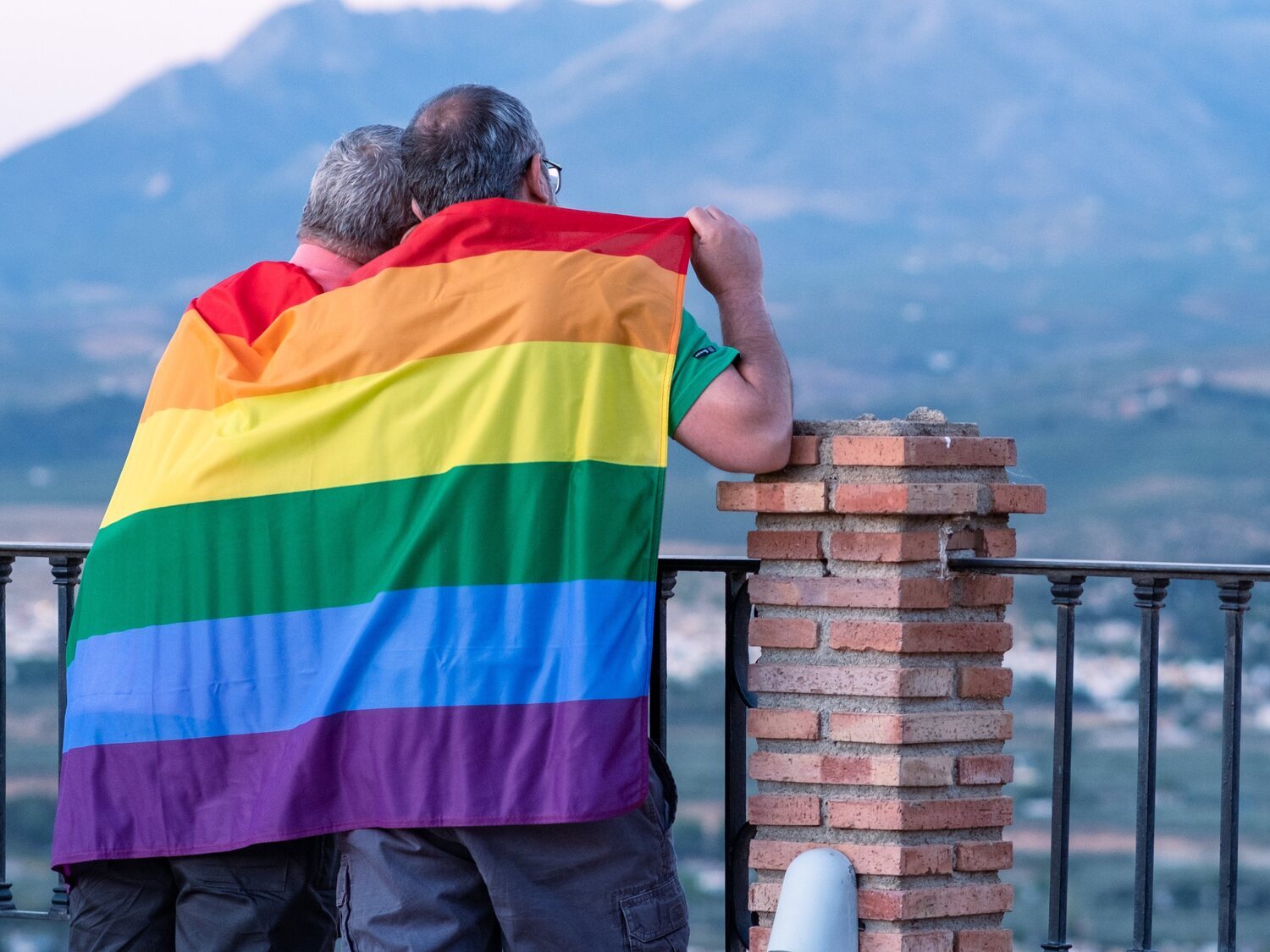 Los 6 mejores destinos LGTBI en España 2024