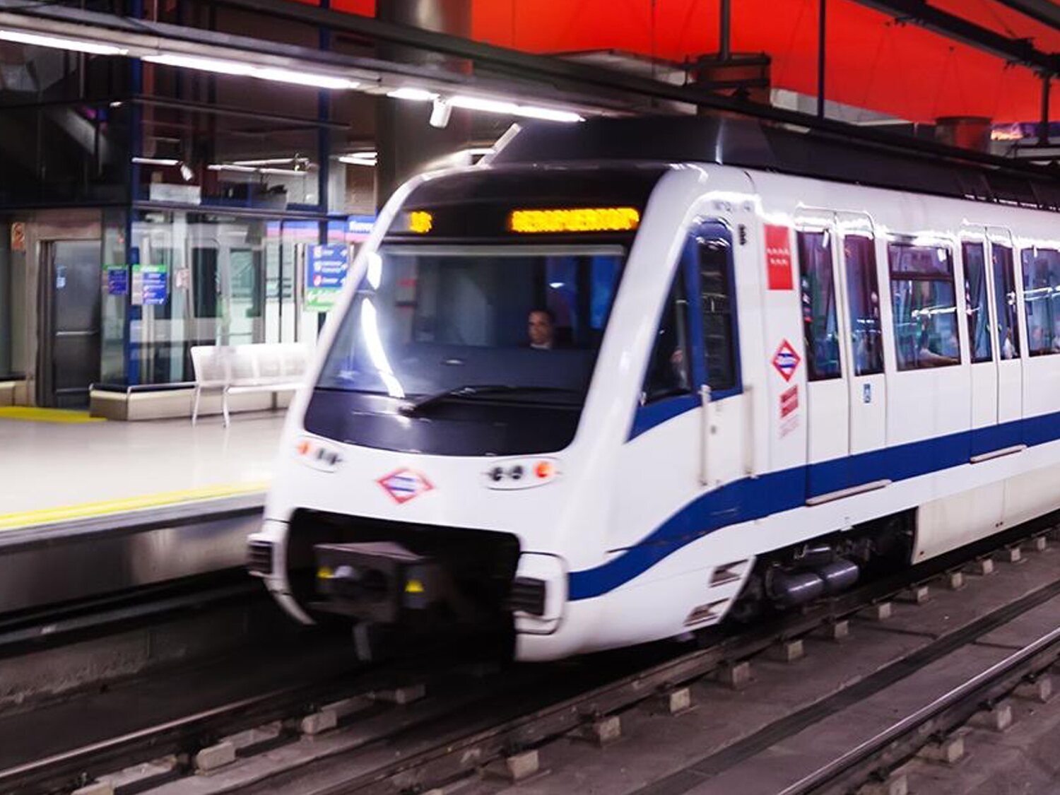 El Gobierno de Ayuso planea el cierre definitivo de esta línea de Metro de Madrid