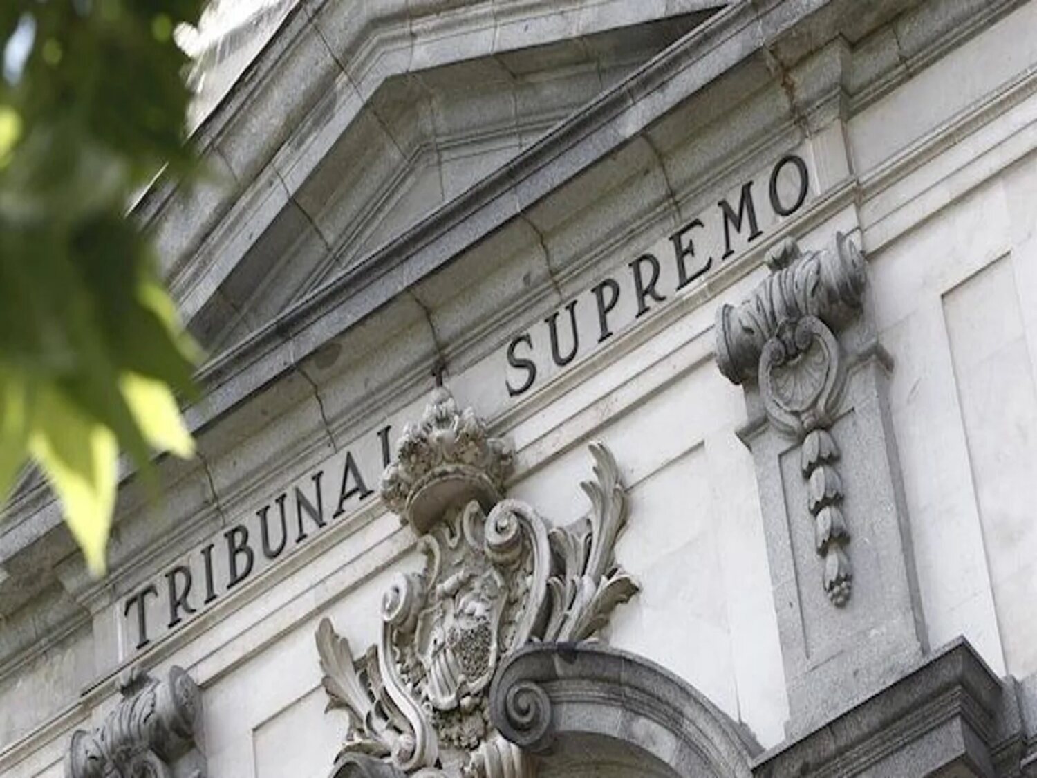 El Tribunal Supremo declara que un beso no consentido es una agresión sexual