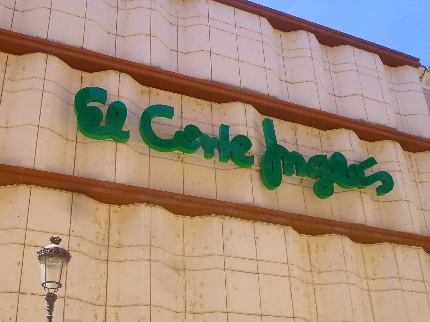 El Corte Inglés abre cuatro nuevos centros comerciales en España con nuevos formatos