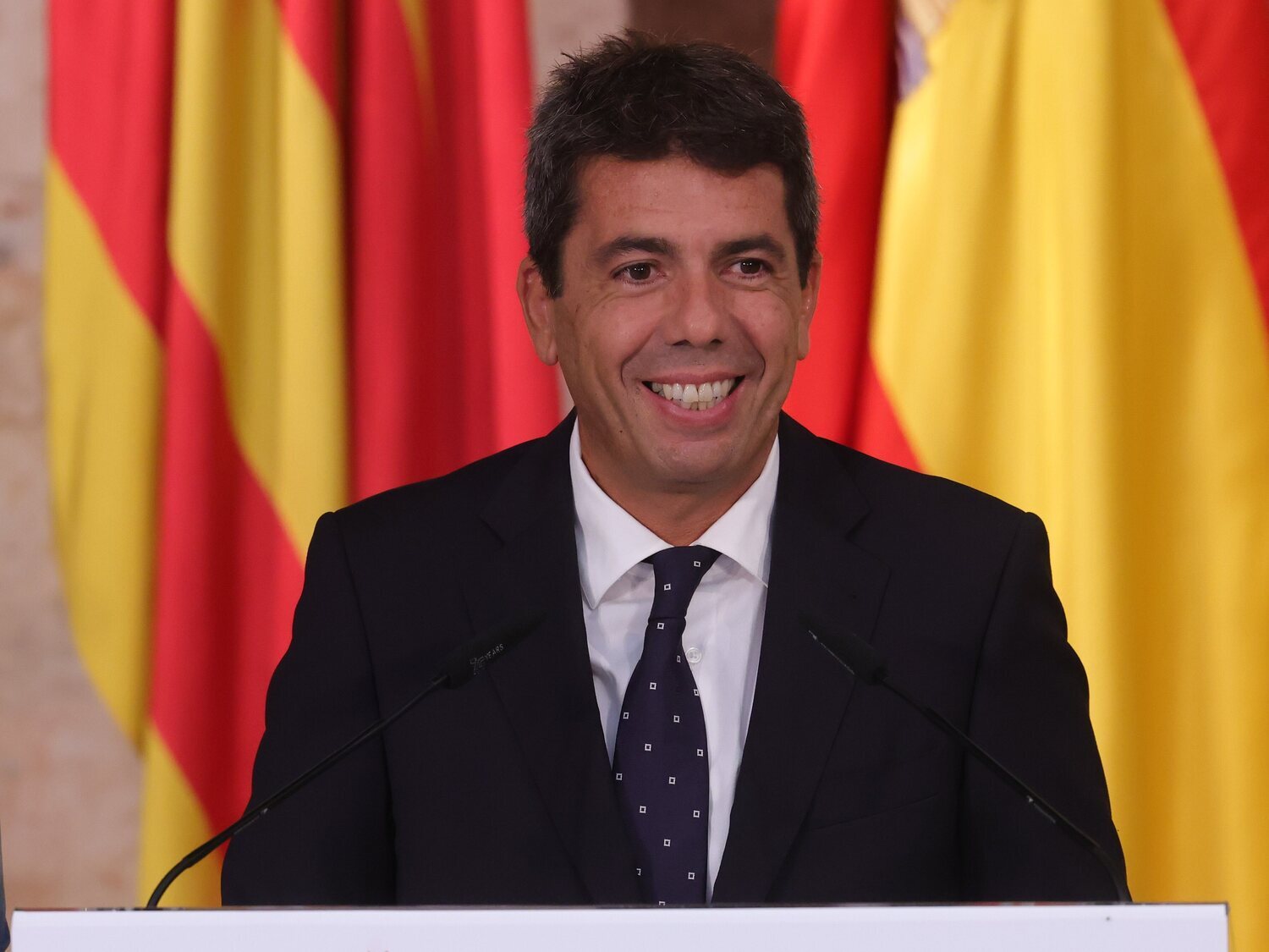 Carlos Mazón llamó a la calma por la "situación controlada" de la DANA: al menos 95 muertos