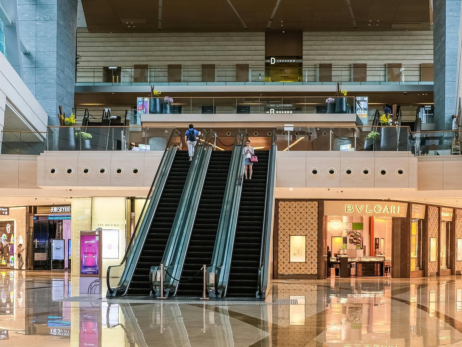 Adiós a este histórico centro comercial de España: ordenan su demolición por ruina