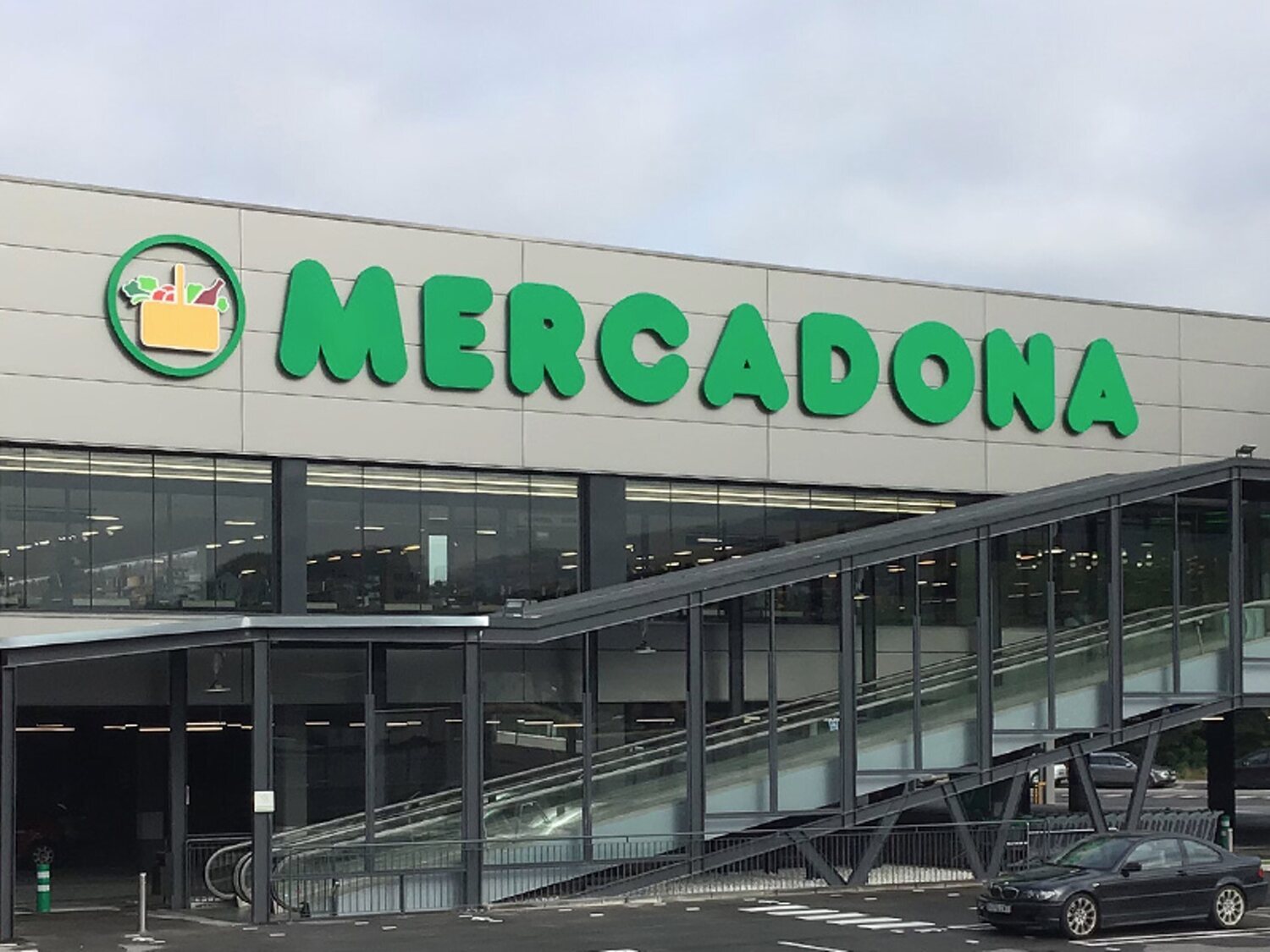 Adiós Mercadona: giro en su modelo de negocio por las nuevas 'Tiendas 8'