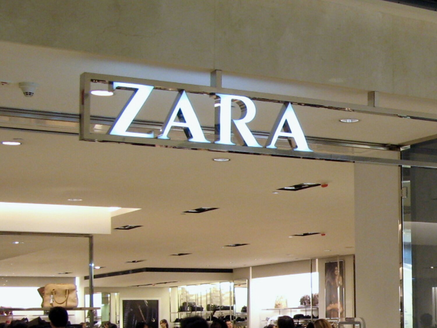 La dueña de Zara cierra esta histórica tienda en plena capital de España el 28 de abril