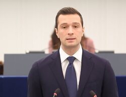 Quién es Jordan Bardella, el aspirante a sucesor de Le Pen en la ultraderecha francesa