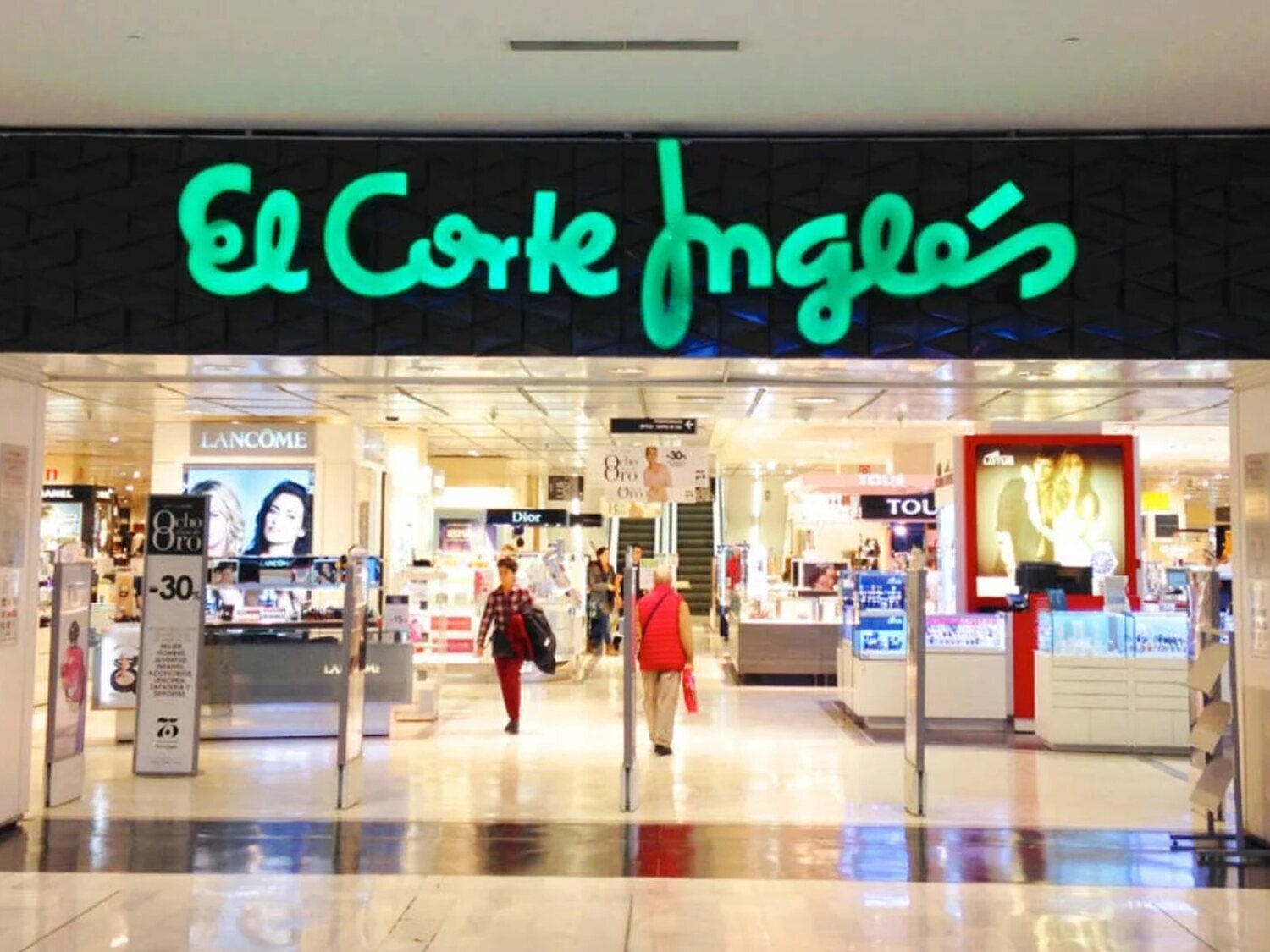 Adiós El Corte Inglés: cierra un histórico centro comercial en pleno centro de Madrid