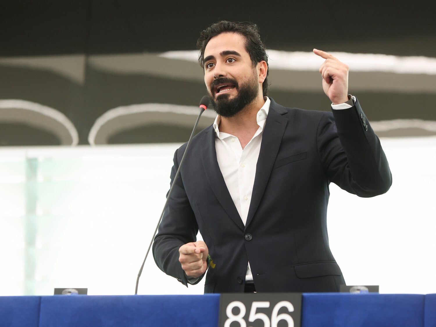 Los eurodiputados de Alvise rompen y cargan contra él: "No compartimos métodos ni entorno"