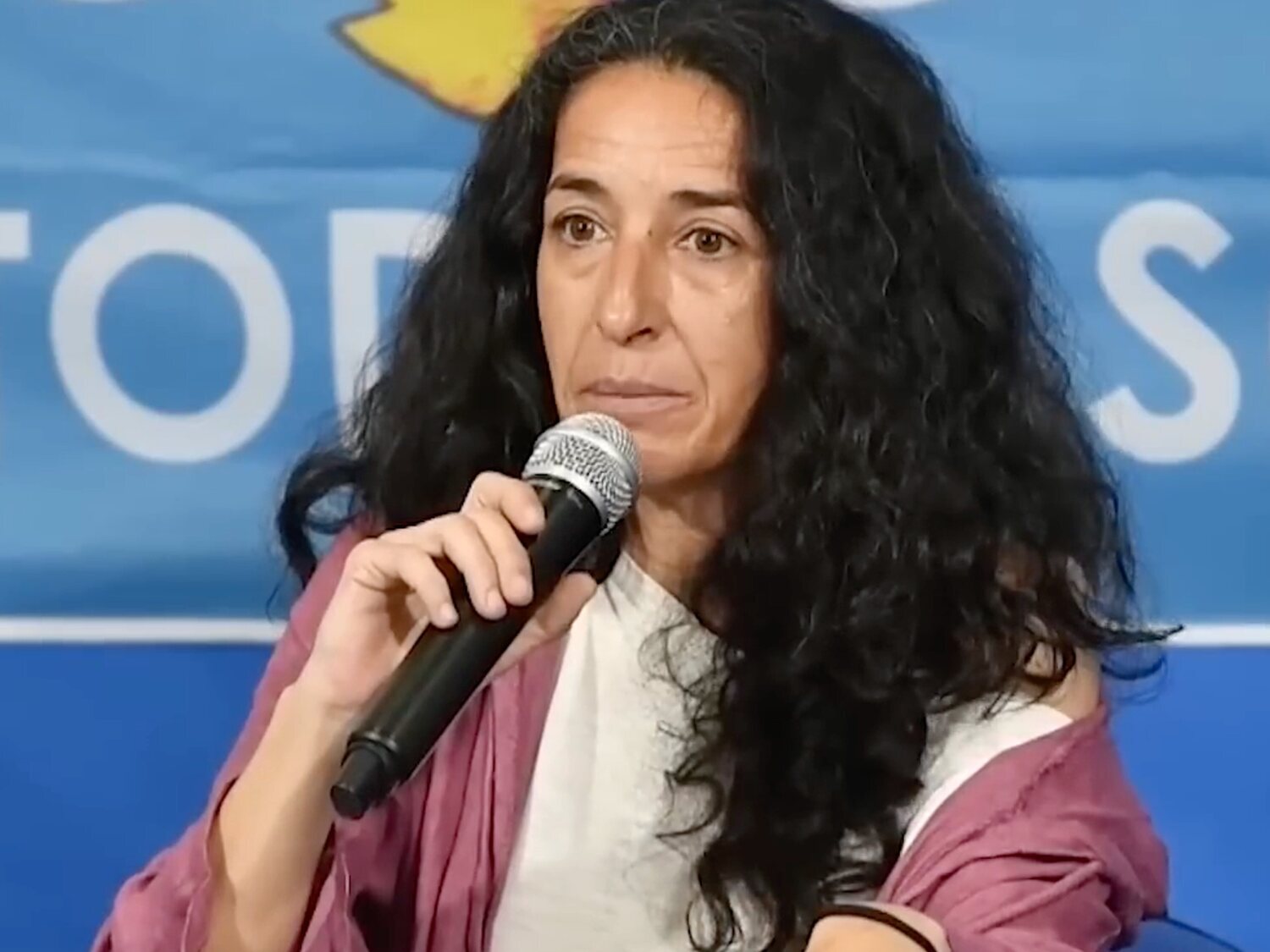 La madre del niño Gabriel denuncia amenazas de Ana Julia por torpedear su documental