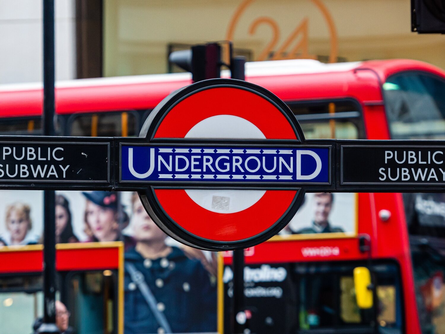 Apagón en el Metro de Londres: un corte eléctrico provoca el cierre de varias líneas