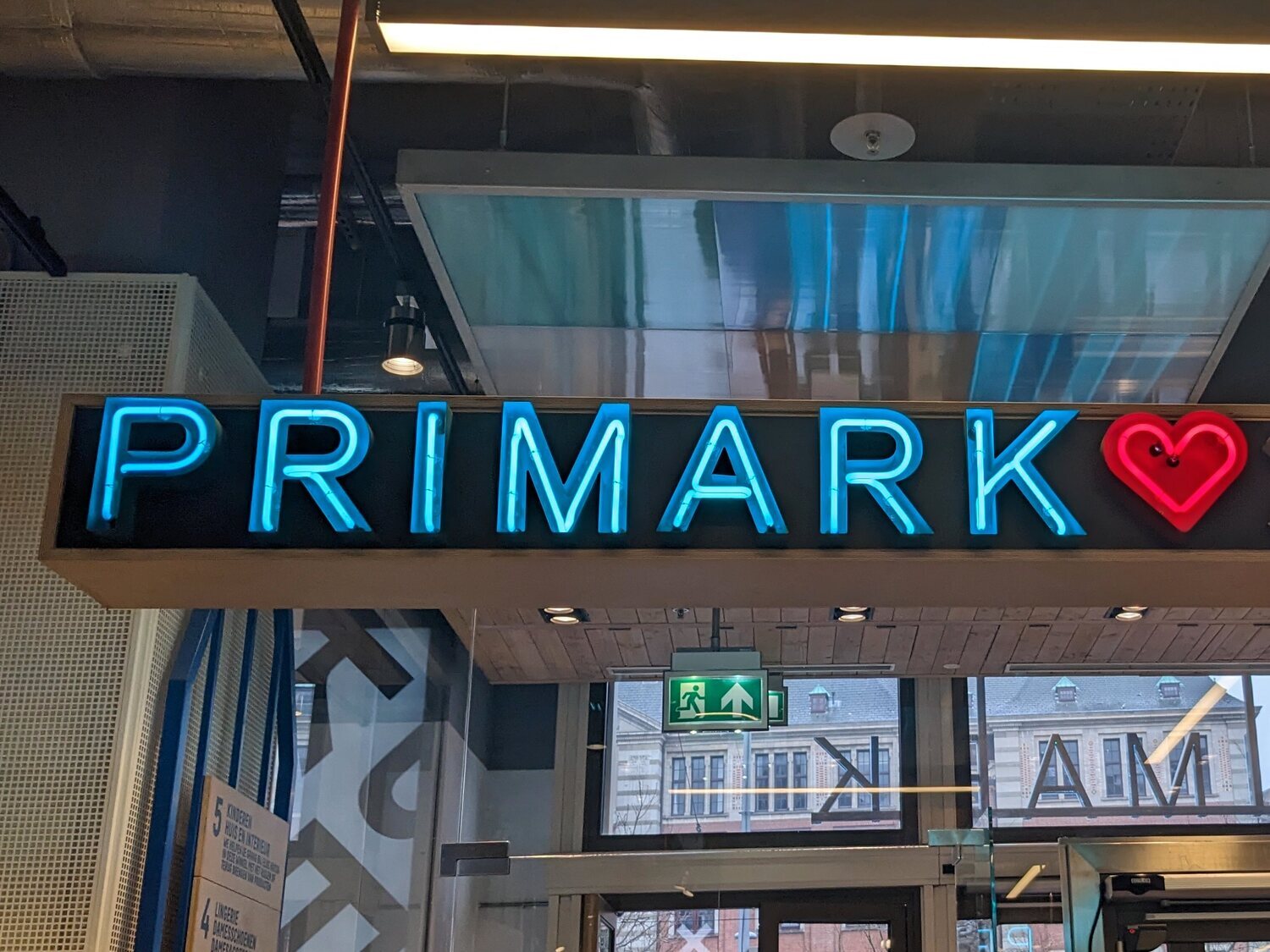 Aterriza el Primark italiano a Madrid: la nueva multinacional que reina en el 'low cost'