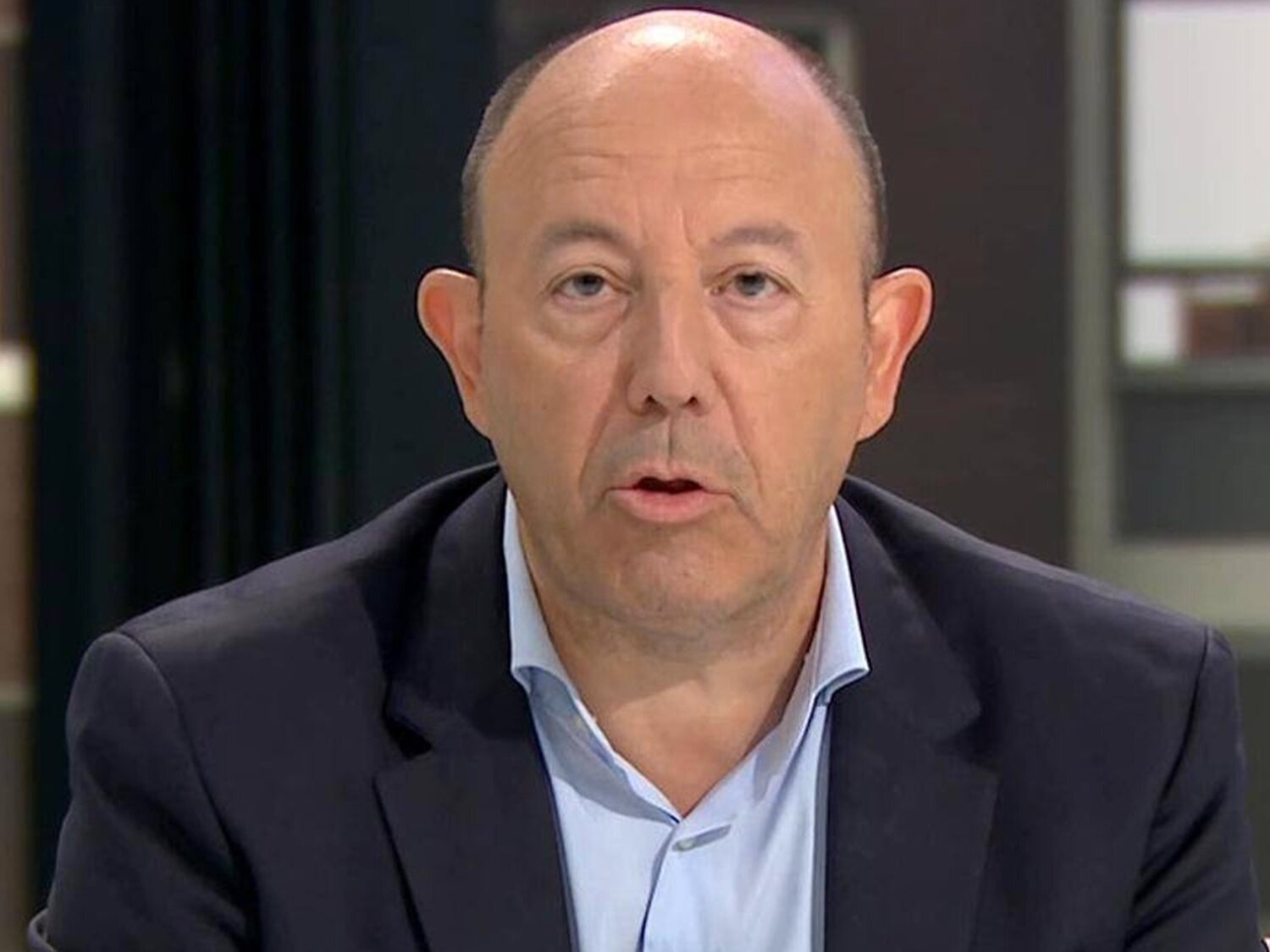 A quién beneficia reducir la jornada laboral: reflexión del economista Gonzalo Bernardos