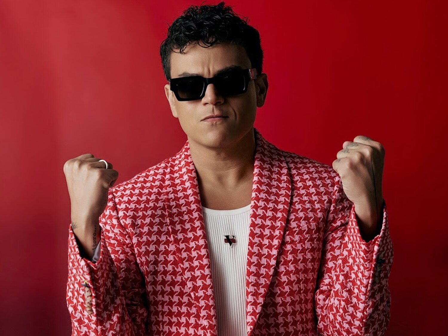 Silvestre Dangond: "Cabe preguntarse si un artista hace lo que le nace o sigue tendencias"