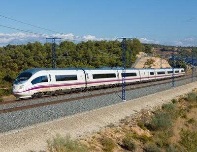 Renfe lanza billetes por 9 euros para viajar en verano: dónde comprarlos y qué destinos