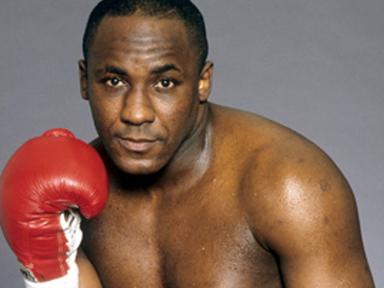 Muere repentinamente el tricampeón mundial de boxeo Mike McCallum a los 68 años