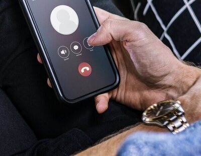 Adiós al uso de teléfonos móviles para llamadas comerciales: prohibido desde el 7 de junio