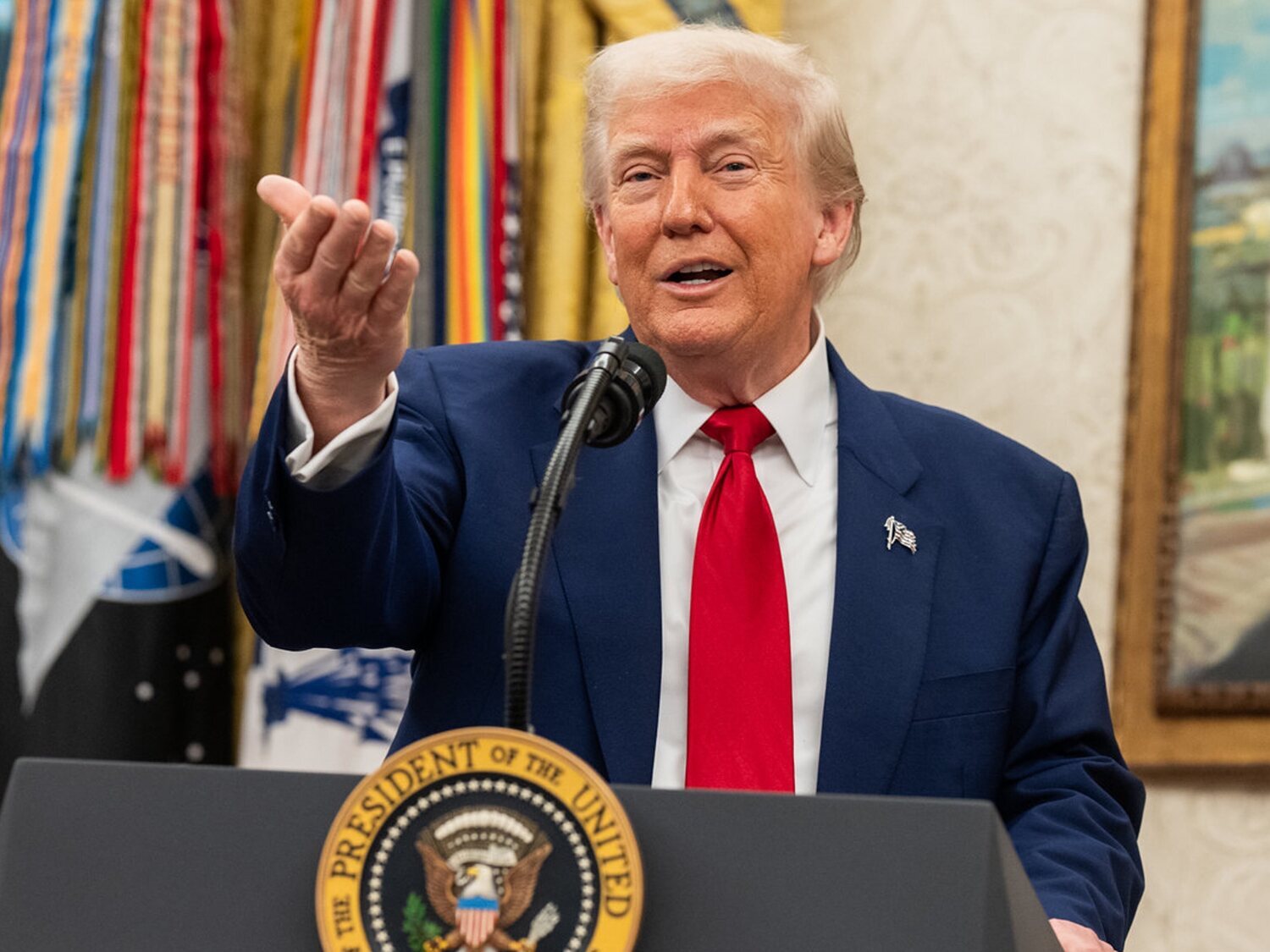 Donald Trump planea retirar la prohibición del amianto: un compuesto que causa cáncer