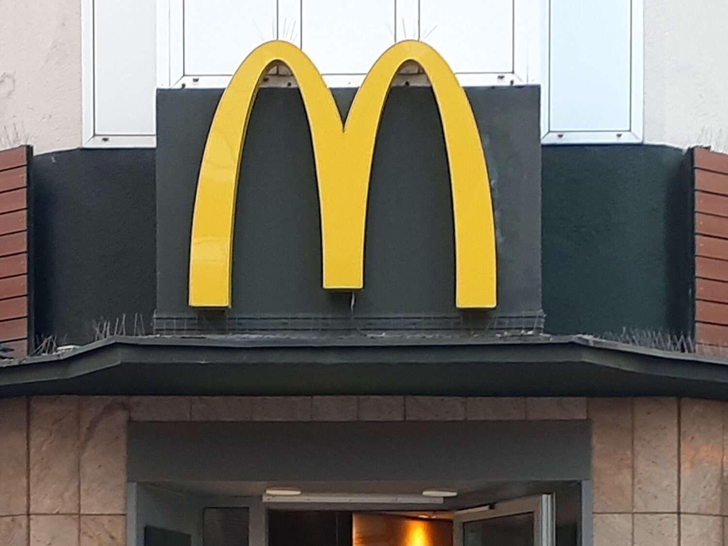 Adiós McDonald's: cambia su histórica marca en pleno giro en su modelo